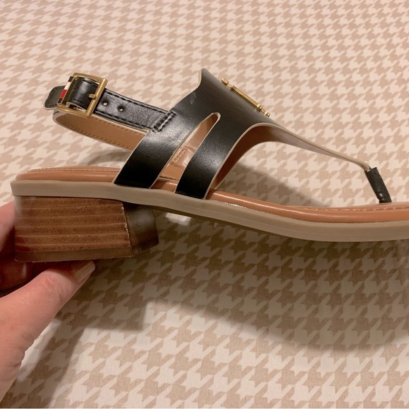 NWOT. Tommy Hilfiger black thong sling back sandals. Gold details. Brand new. - Picture 3 of 7